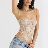 Delicada blusa de encaje